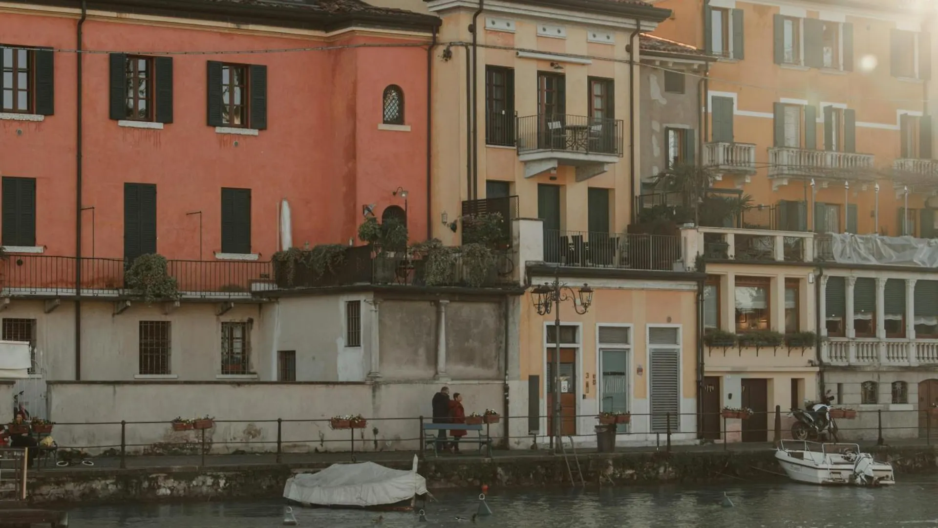 Appartamento Al Bivio Peschiera - Italian Homing Peschiera del Garda Italia